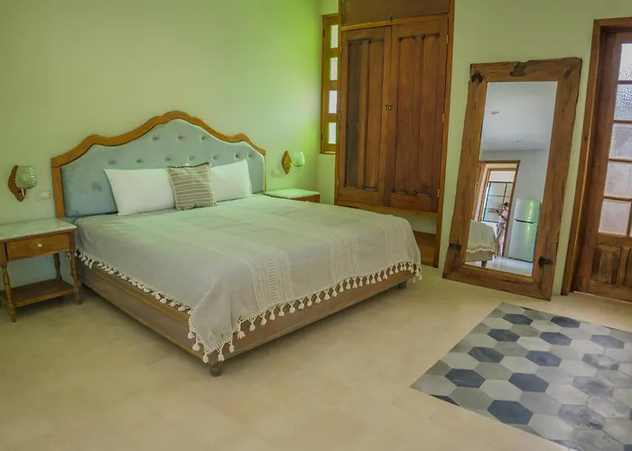 Hotel Xscapetulum 4*
