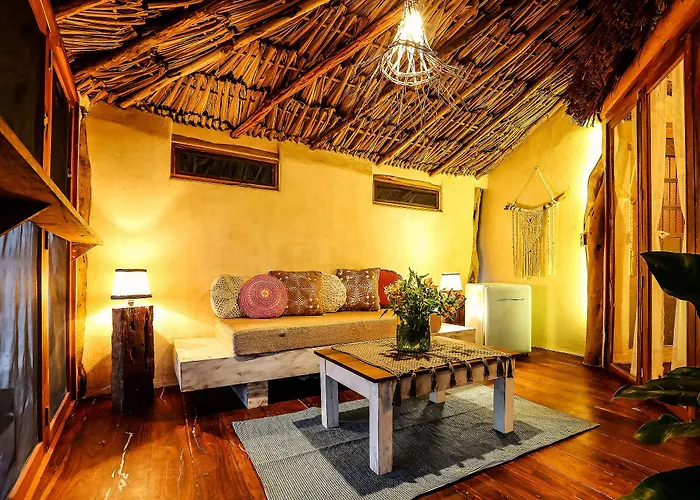 Xscapetulum Hotel 4*